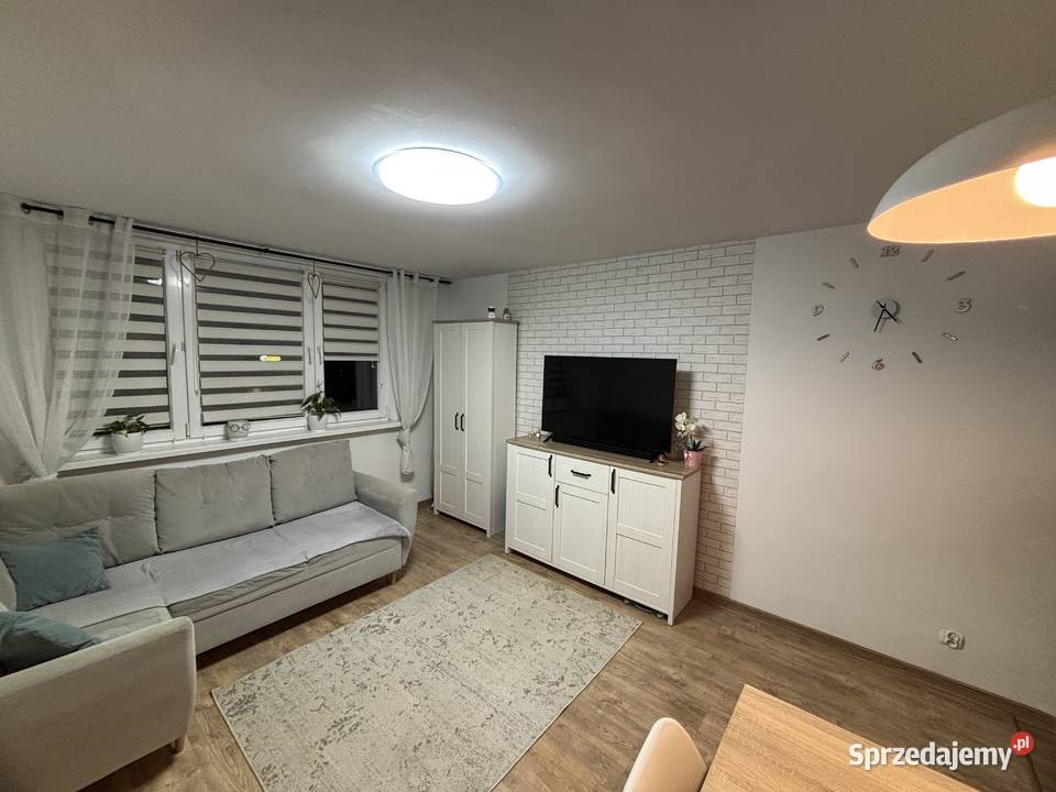 3 pokojowe mieszkanie z balkonem 47m2 remontach Mrągowo sprzedam