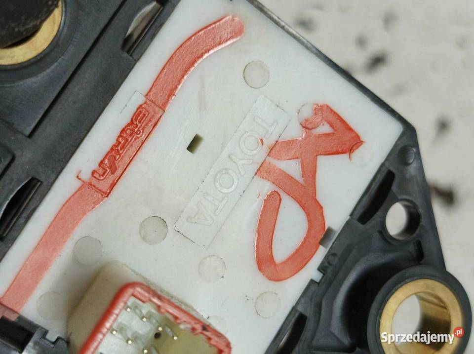 PRZEŁĄCZNIK HAMULCA RĘCZNEGO POSTOJOWEGO Toyota osobowe