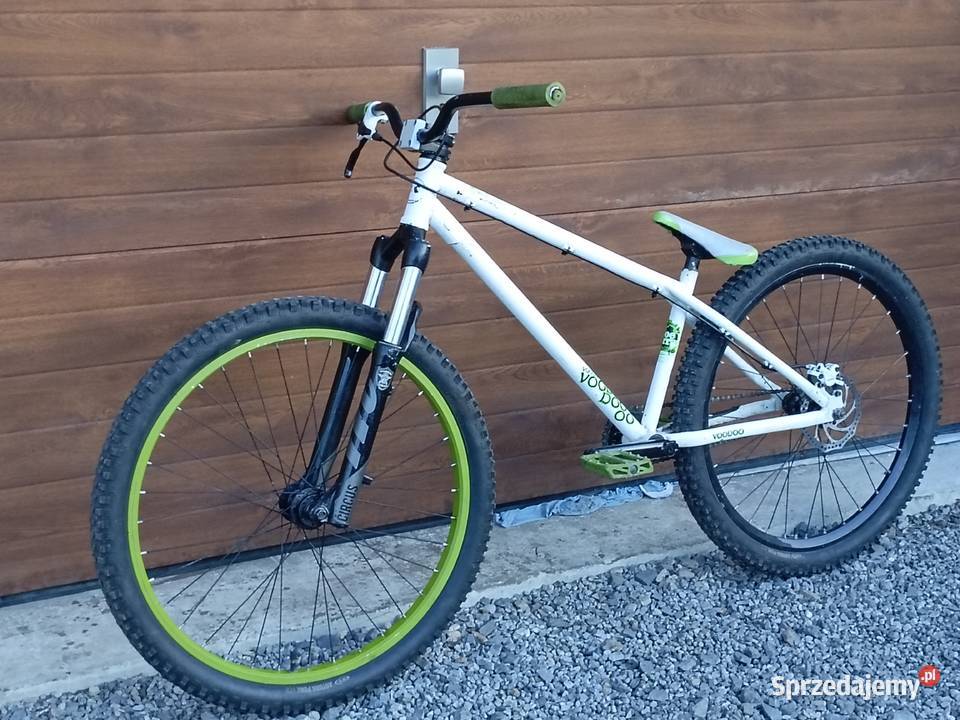 rower dirt voodoo manitu circus doinwestowany