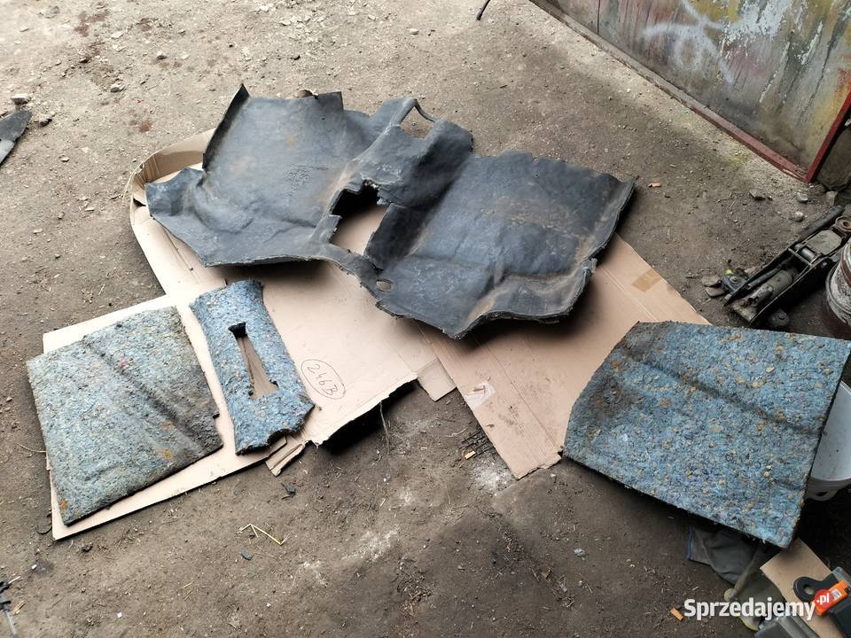 VOLKSWAGEN POLO 6N 2D 3D WYGŁUSZENIE MATA GĄBKA Kamień-Kolonia
