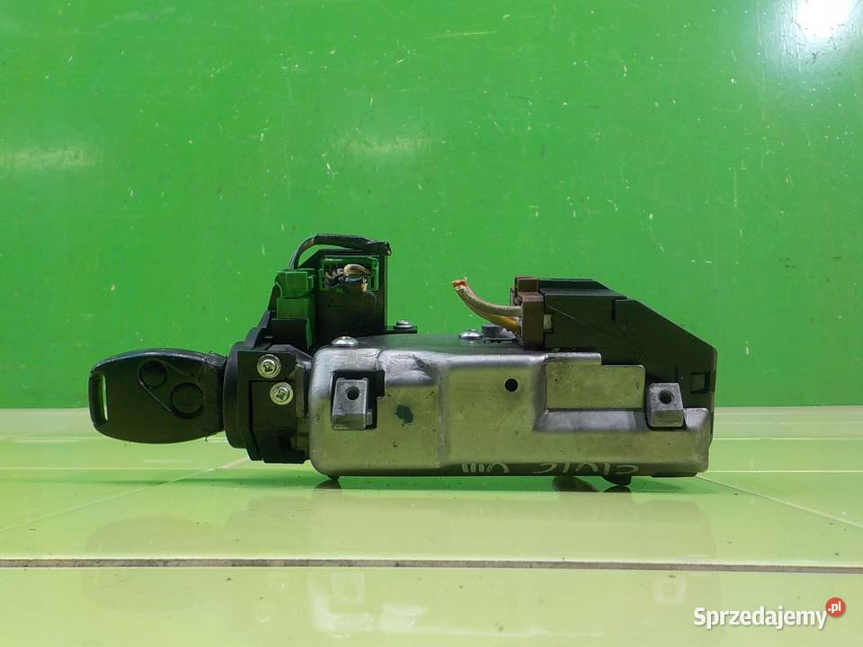 HONDA CIVIC VIII UFO 06r HB 5D stacyjka z Suków