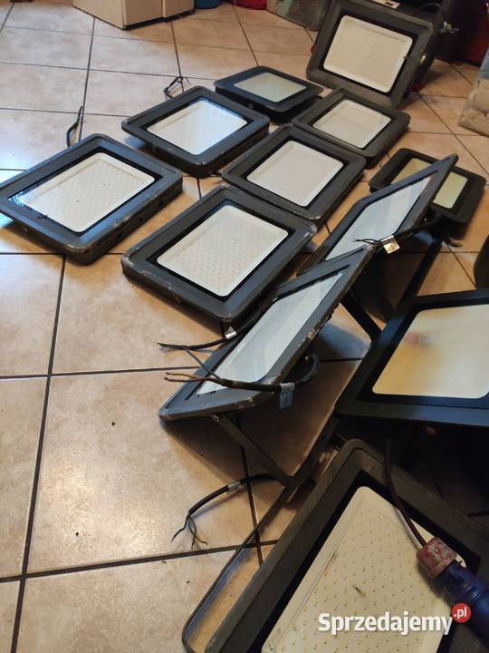20 dużych Halogenow ledowe z demontażu Pozostałe sprzedam