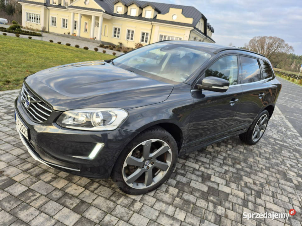 Volvo XC 60 lift skóra grzane fotele nawigacja centralny zamek lubelskie Drelów