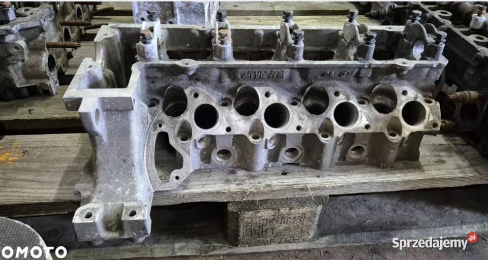 głowicA mercedes w124 25 d R 601 016 13 01 Turek