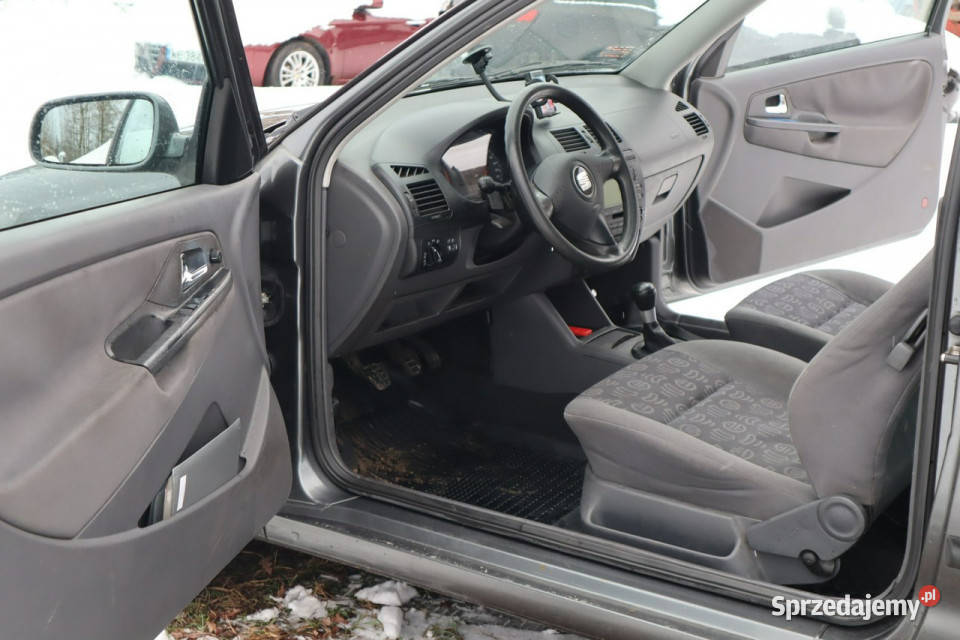 Seat Ibiza 2002r 14 MPI Alu Felgi Tanio Możliwa manualna Ibiza