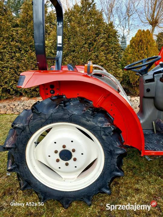Traktorek Japoński Yanmar 24 4x4 Wspomaganie Góra