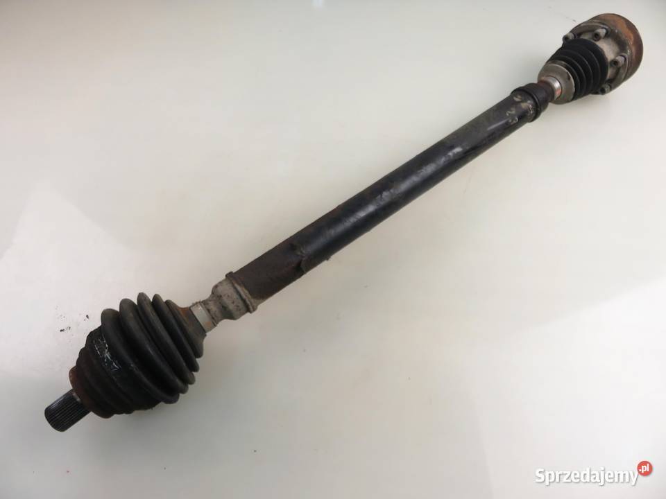 PÓŁOŚ PRAWA PRZEDNIA VW JETTA IV 20 TDI CR 110 osobowe