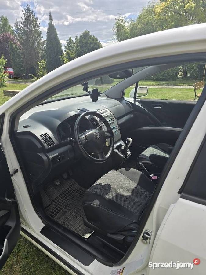 Toyota Corolla Verso Rok produkcji 2005 Gogolin