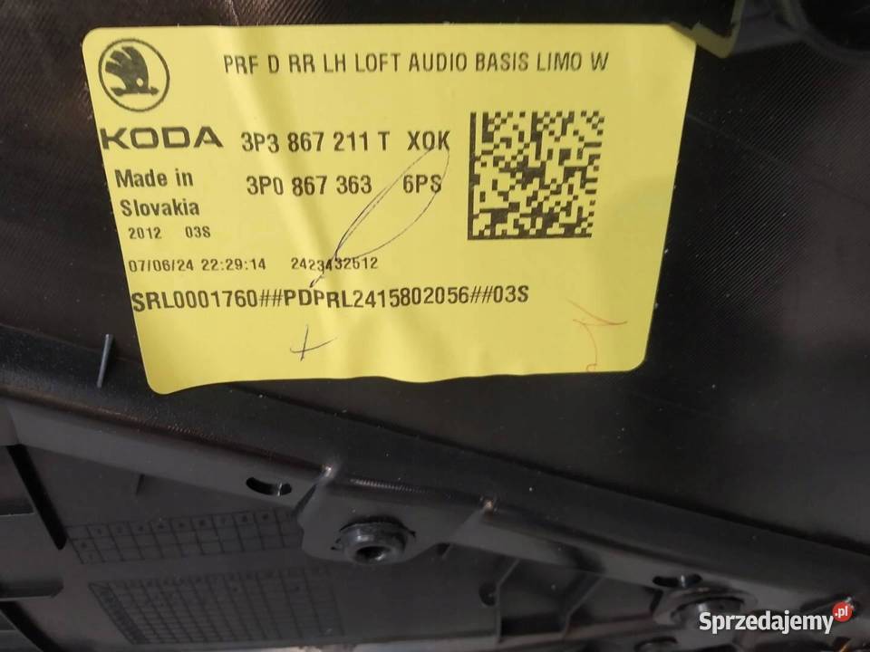 TAPICERKA BOCZEK LEWY TYŁ HB Skoda Superb IV osobowe Tapicerki samochodowe świętokrzyskie sprzedam