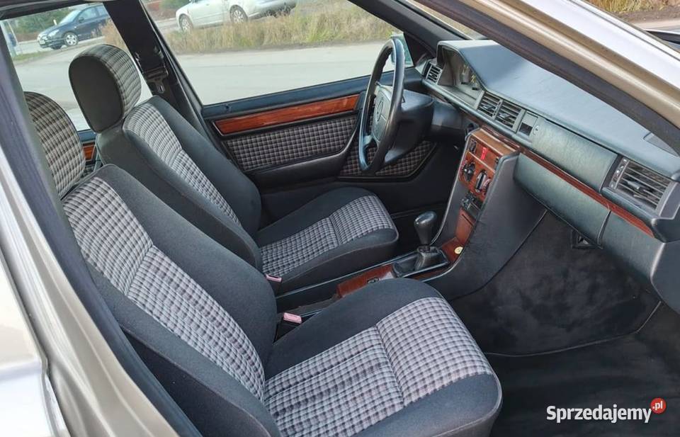 Mercedes W124 20 136 Strzałkowo