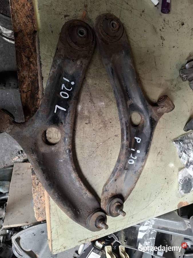 HYUNDAI I20 wahacz przód 0814r osobowe sprzedam
