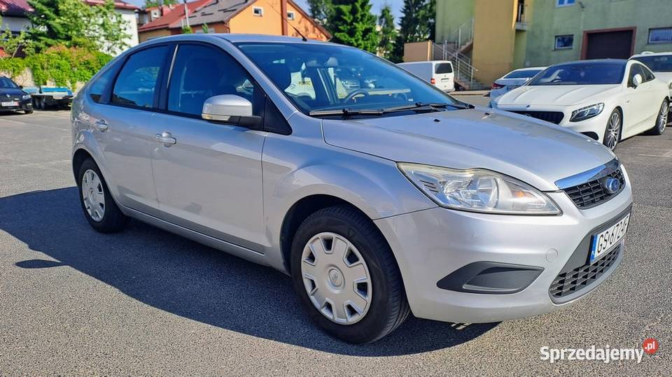 Ford Focus 16 benzyna polski salon grudzień 2010 Słupsk