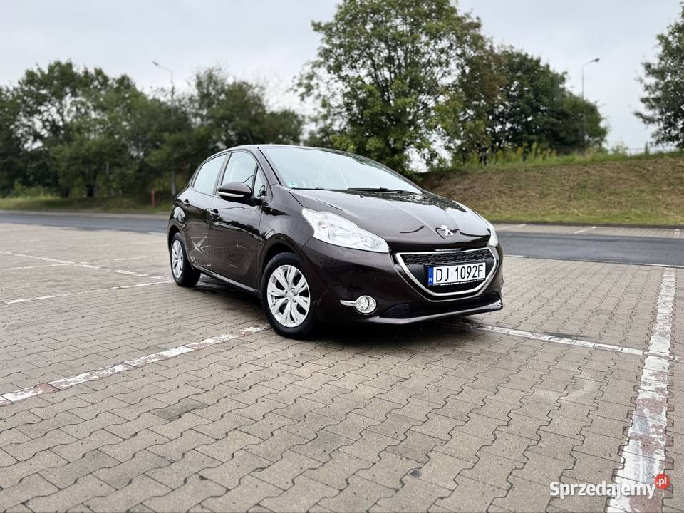 Peugeot 208 12b Peugeot Jelenia Góra