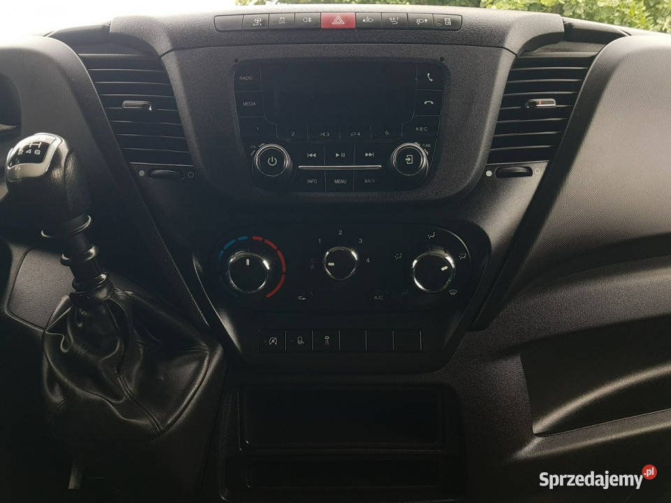 Iveco Daily KONTENER NISKOPODŁOGOWY 443x223x242 Iveco sprzedam