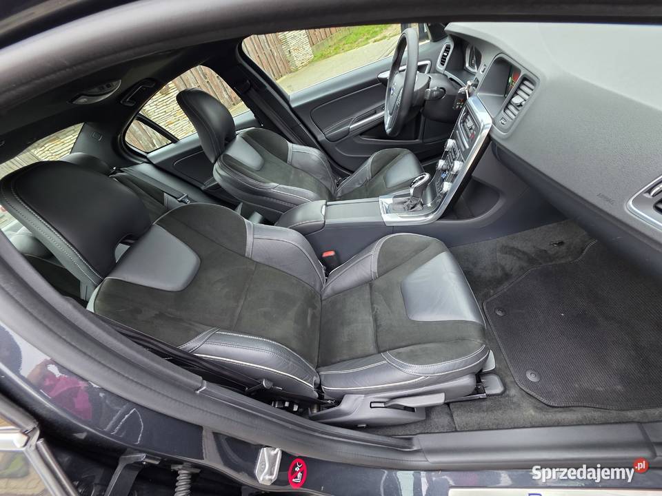 Volvo S60 20 D4 RDESIGN OPŁACONY BEZWYPADKOWY czujnik parkowania S60 Lublin