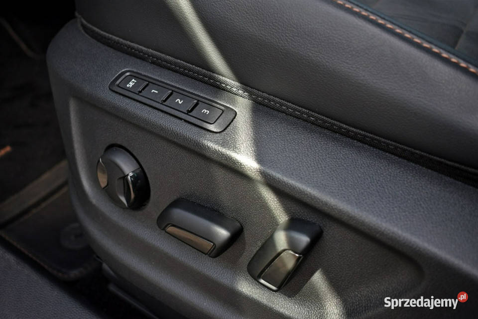 Cupra Ateca Bezwypadkowy Salon Polska Serwis ASO Ateca Łódź