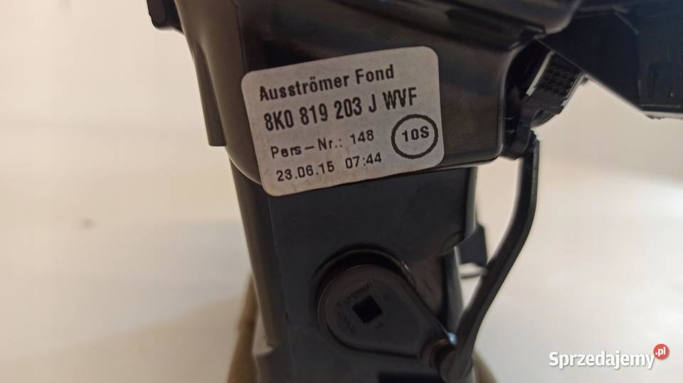 KRATKA NAWIEWU TYŁ LEWY A5 8T 8K0819203J osobowe sprzedam