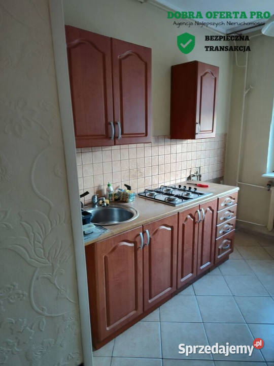 Mieszkanie 2pokojowe do remontu balkon