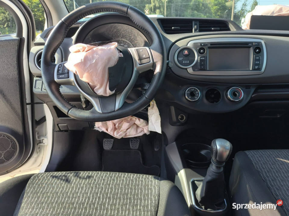 Toyota Yaris 14 d4d 90 6biegow tablet Kęty sprzedam