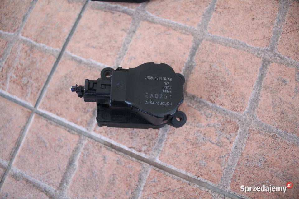 SILNICZEK NAGRZEWNICY FORD MONDEO MK4