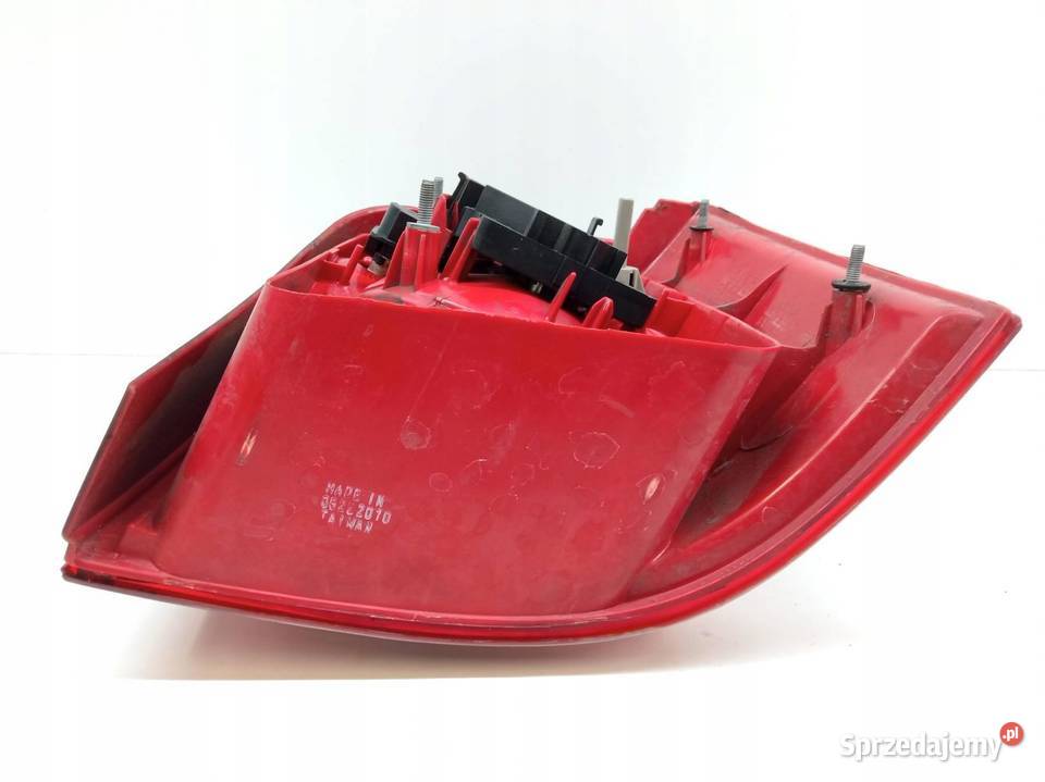 LAMPA TYŁ LEWA KOMBI LIFT FL VW Volkswagen osobowe Części samochodowe świętokrzyskie sprzedam