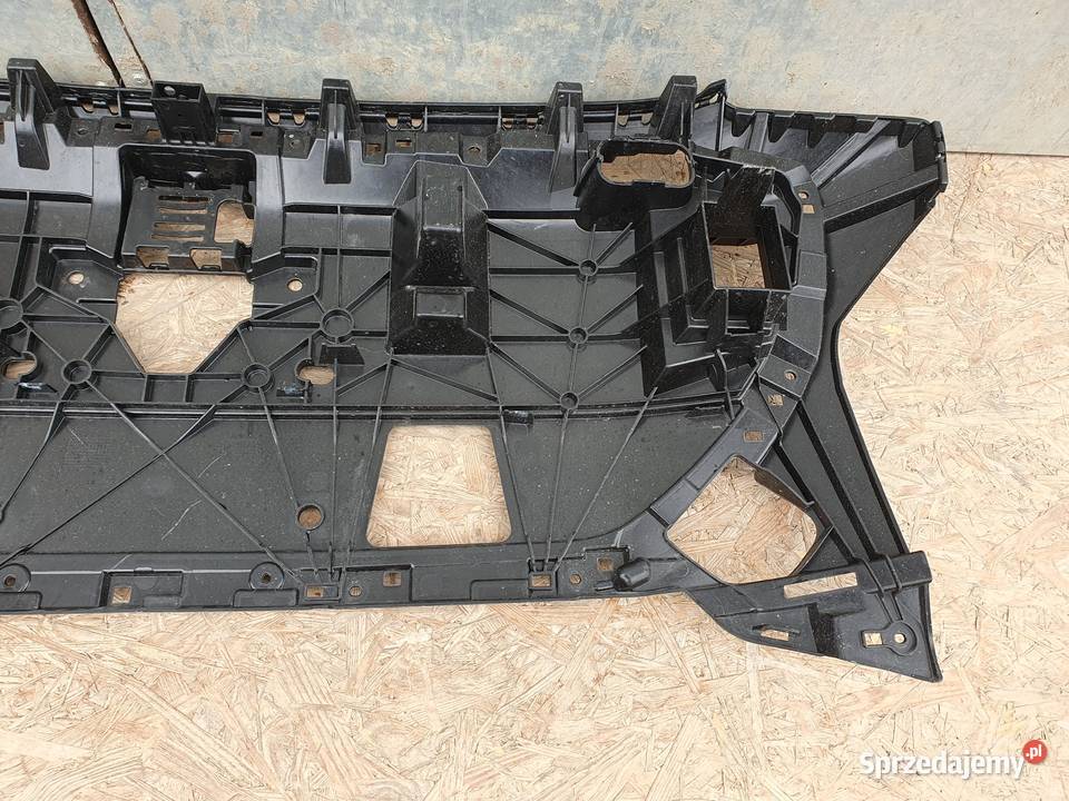 AUDI ETRON 89A WZMOCNIENIE GRILLA ATRAPY PRZÓD