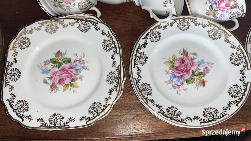 Filiżanka na spodku z 2 talerzykami England 22 Gdańsk