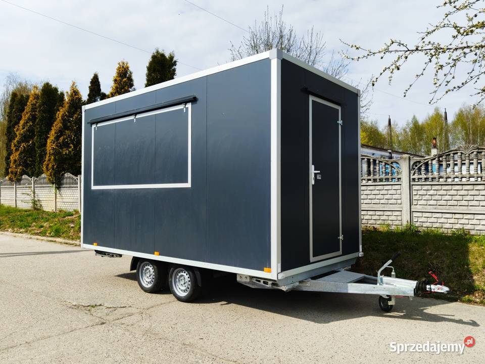 przyczepa handlowa z wyposażeniem Jarocin sprzedam