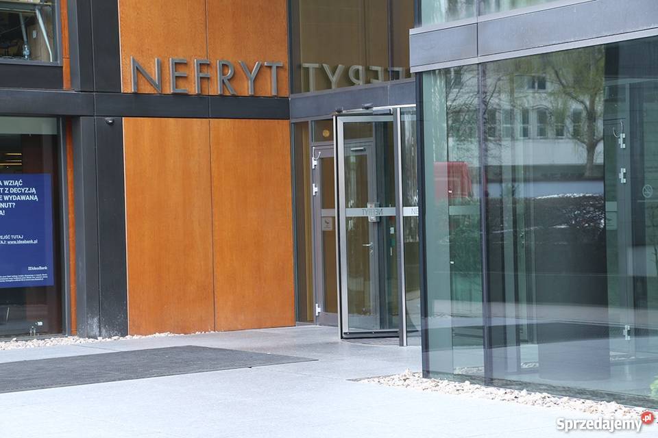 Mikrobiura w budynku klasy A plus na Warszawa