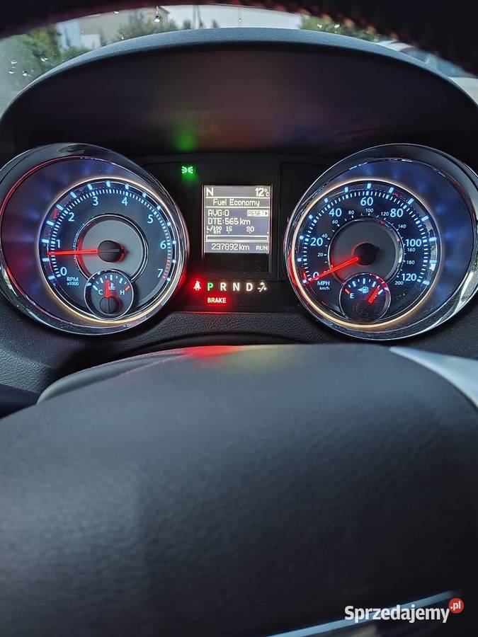 Chrysler Town Country Rok produkcji 2016 Tarnów