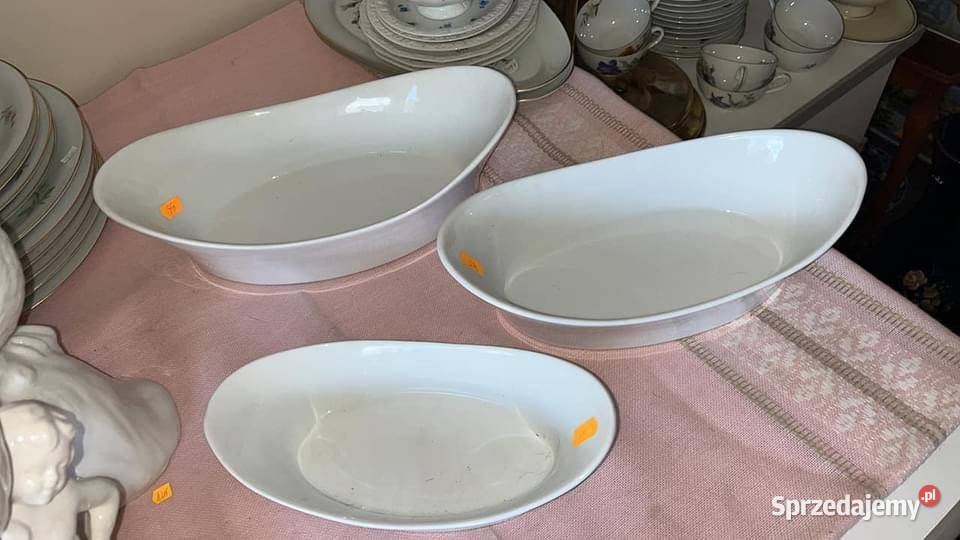 Salaterka gondolka Biała porcelana Bez sygnatury Porcelana i szkło Antyki, Sztuka, Kolekcje