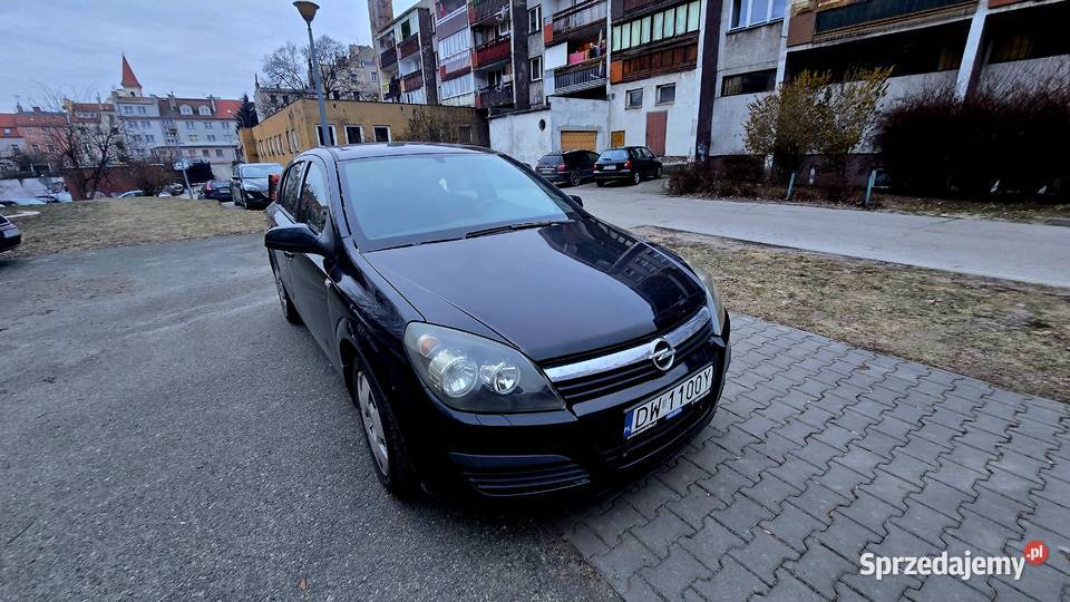 Opel Astra H 14 143 Salon II Właściciel Samochody osobowe Trzebnica