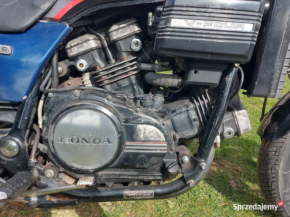Honda vf 750 sabre 593915km Trąbki Wielkie