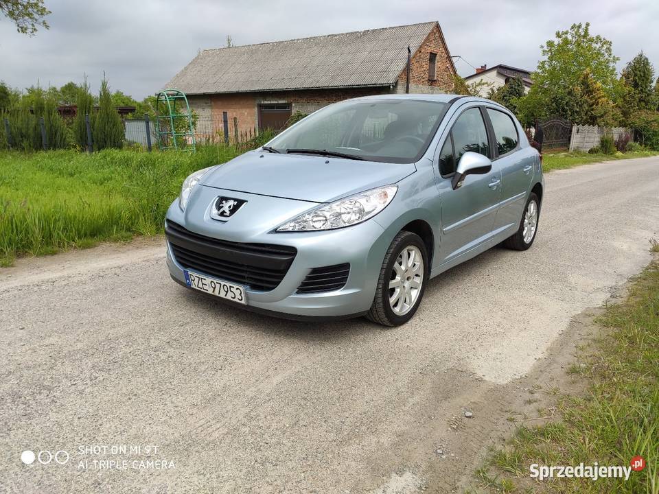 Peugeot 207 2010r 14 benzyna 75 Rzeszów