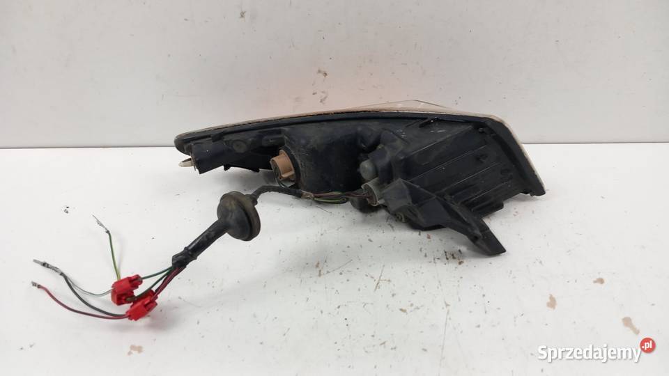 HONDA CIVIC VIII UFO HB LAMPA TYŁ PRAWA Zbierkowo