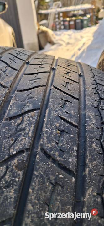 Opony Phantom c sport 23555 r19 Wielosezonowe 19cale