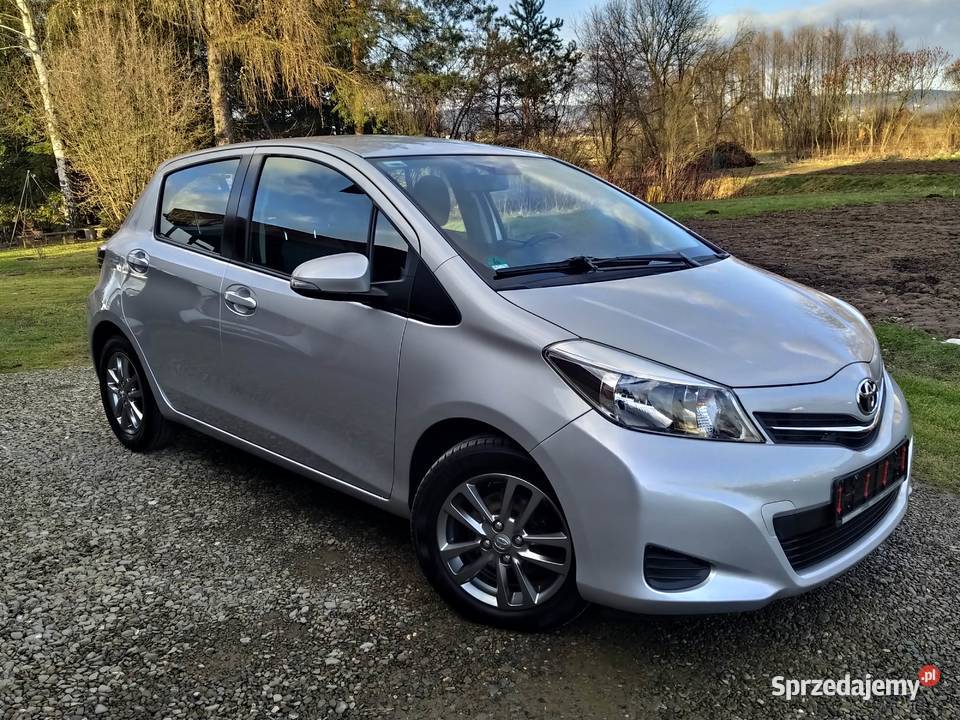 Toyota Yaris III 2014r 133 Benzyna 125 Pełen Krosno