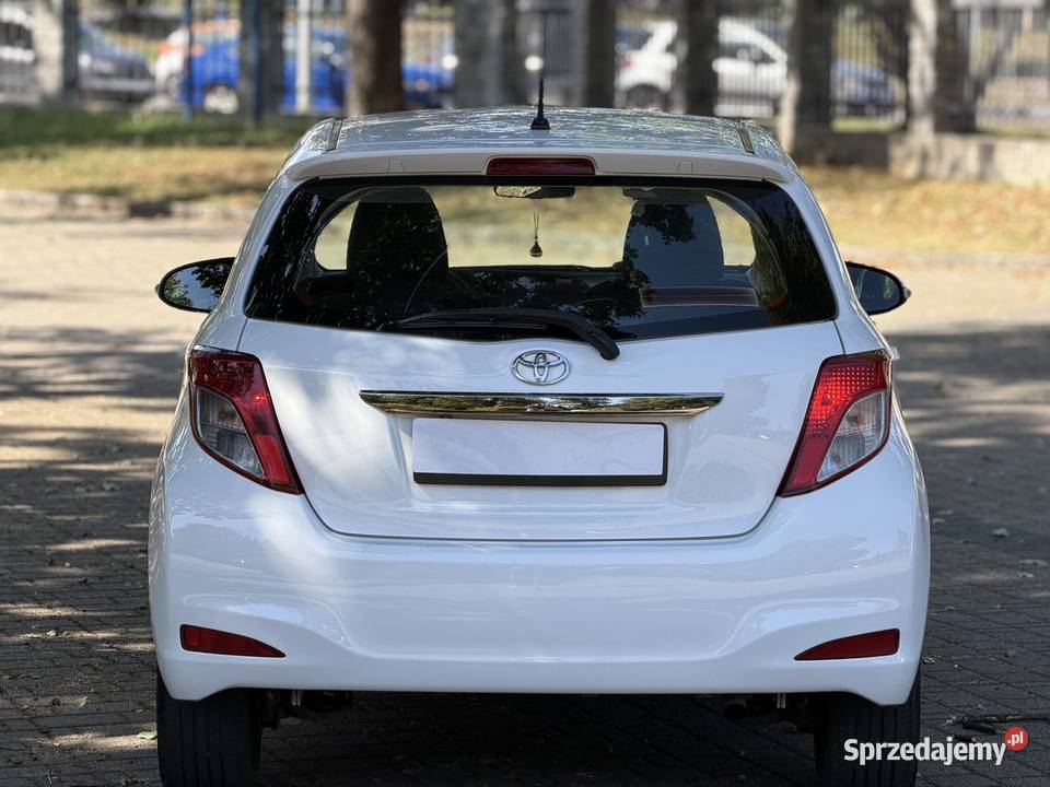 Toyota Yaris Salon Polska navi kamera cofania Nowy Sącz