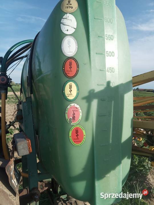 Opryskiwacz 650 L nieuszkodzony sprzedam