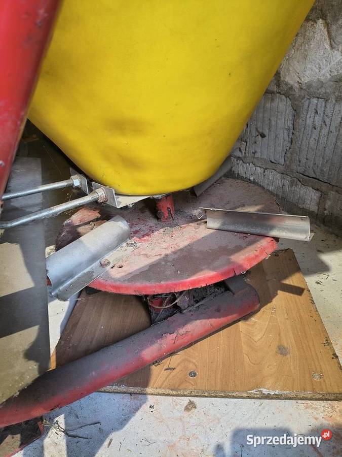 Rozsiewacz nawozów lubelskie Krzemień Drugi