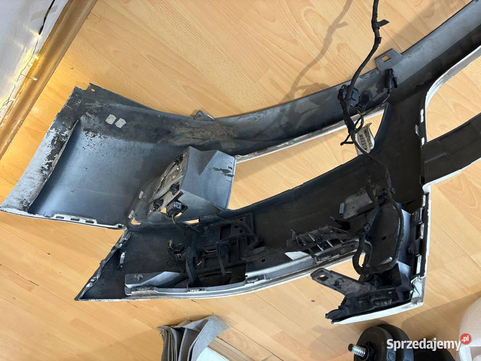 Zderzak Audi A8 D4 Zderzaki małopolskie sprzedam