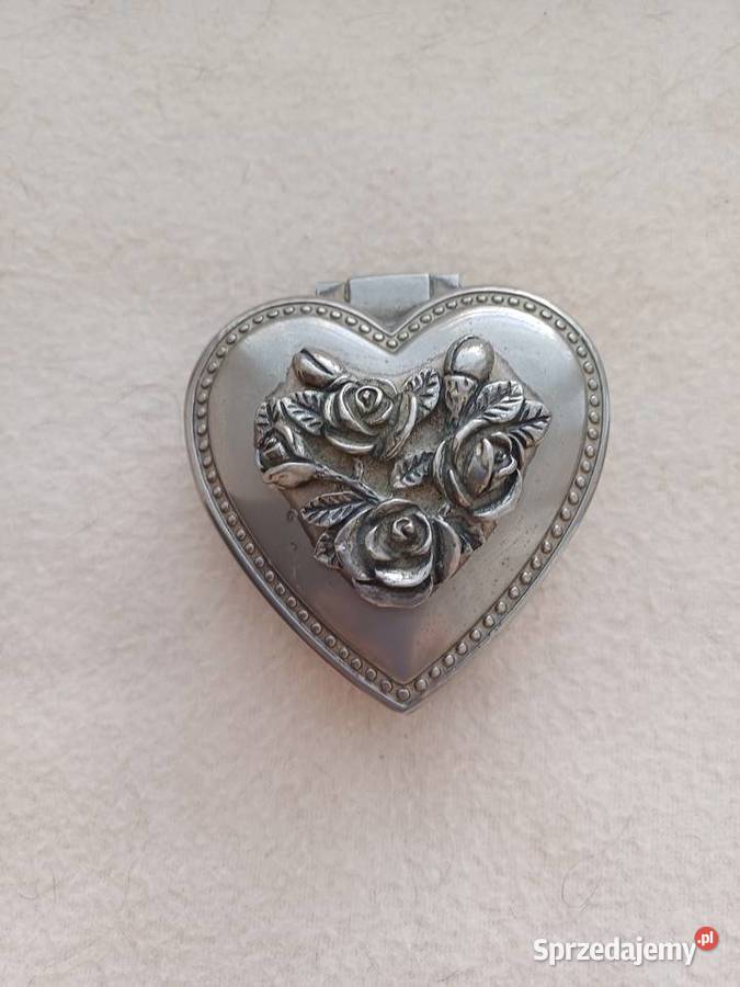 Puzderko na biżuterię metalowe w kształcie serca Gdynia