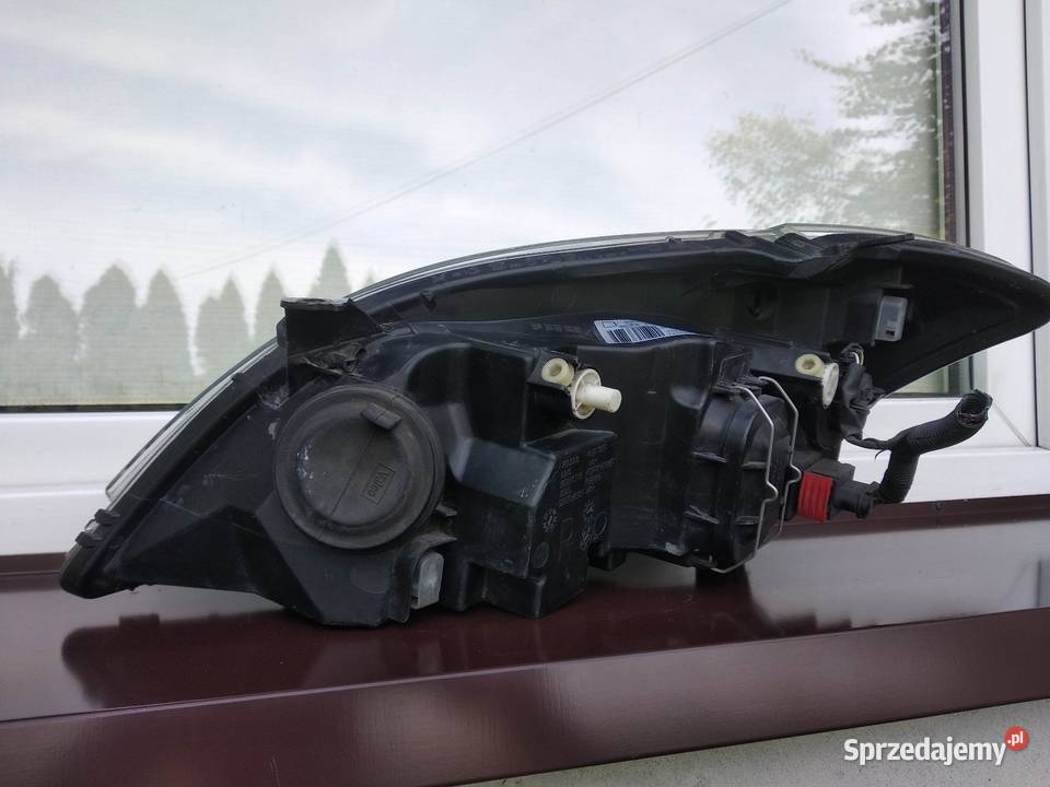Toyota Corolla E12 lampa przednia prawa łódzkie