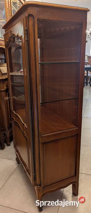 Piękna witrynaserwantka ludwikowska orzechsklep Dąbrowa Górnicza