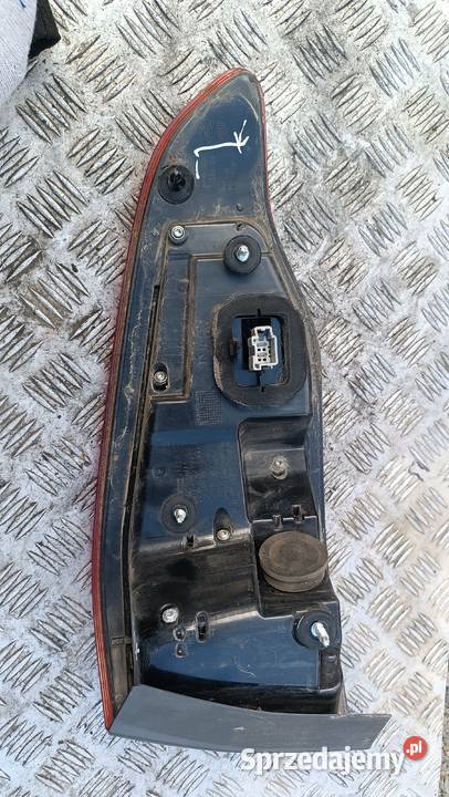 FORD S MK1 LIFT LAMPA LED W BŁOTNIK LEWA TYŁ Radłów