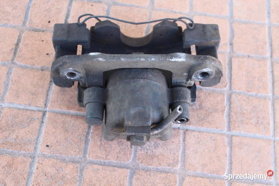 ZACISK HAMULCOWY PRAWY PRZÓD CHRYSLER SEBRING II osobowe