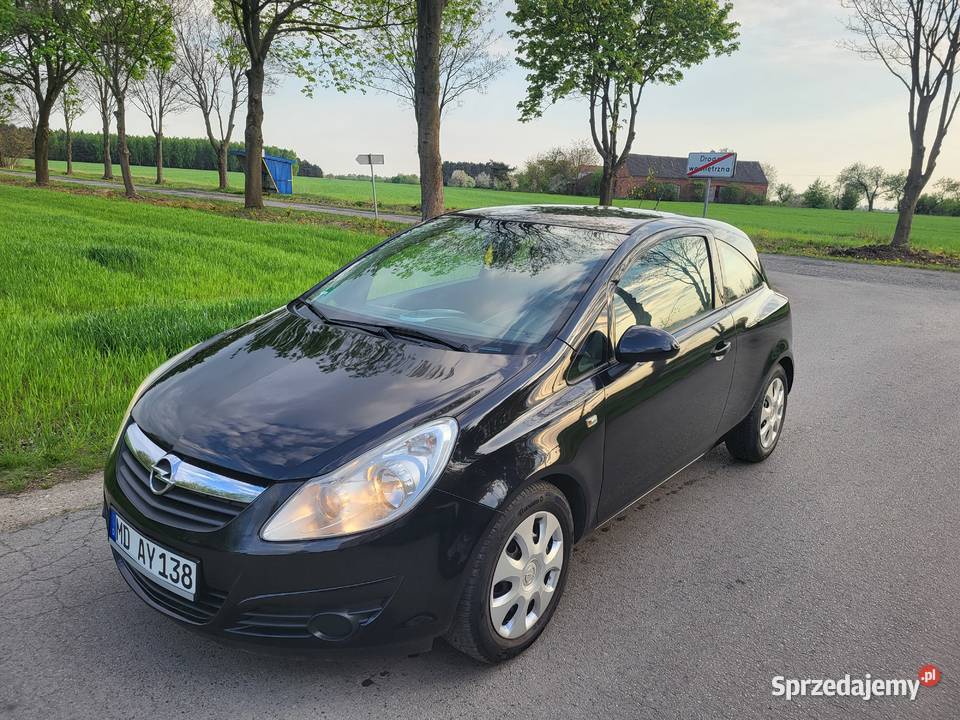 Corsa D Benzynka z Niemiec Klimatyzacja sprzedam