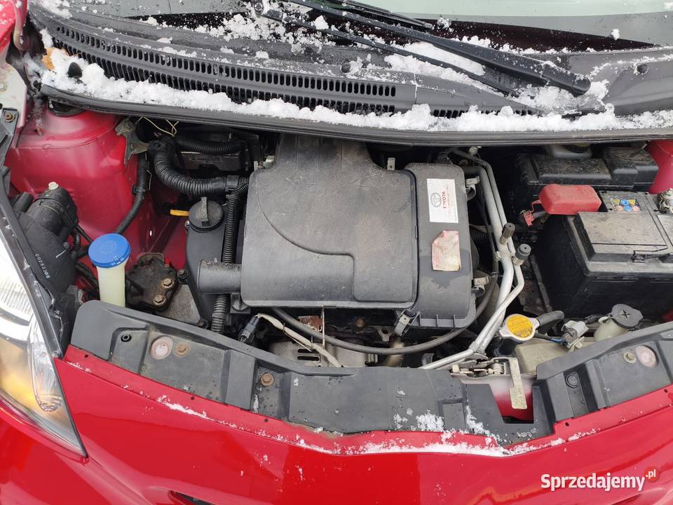 Toyota Aygo czerwony Draliny
