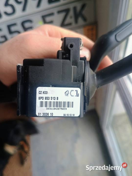 Manetka kierunkowskazów i tempomatu Audi A3 8P