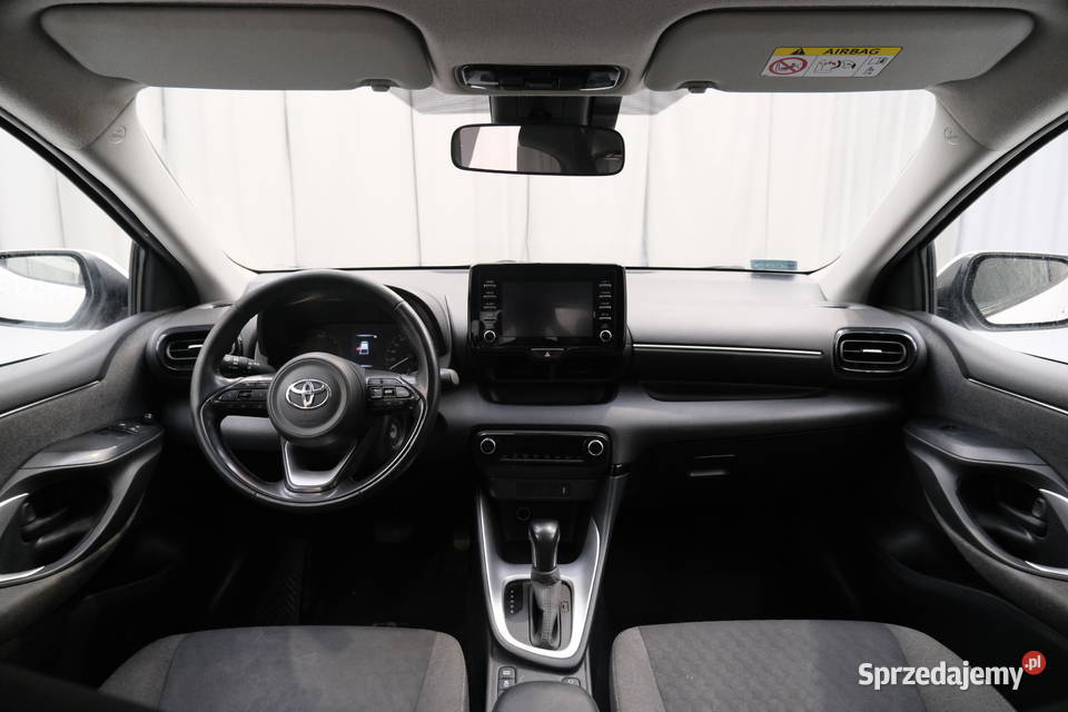 TOYOTA YARIS 2021 1490 ccm 80 Ursynów